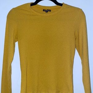 Dynamite long sleeve, form-fitting shirt.